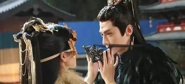 长月烬明:遭网友举报三观不正停更,后续仙侠剧至少拦腰一半 9 20230416 09
