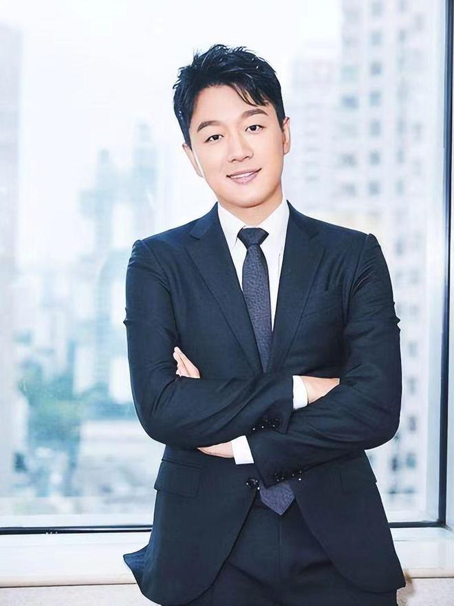 刘亦菲新剧《玫瑰故事》宣启,男主阵容让人期待! 6 20230515 06